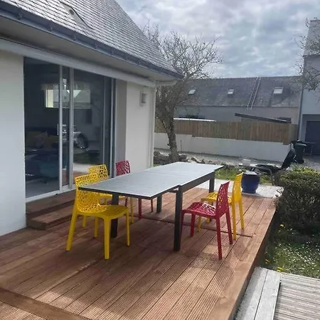 Maison Spacieuse Avec Piscine Guidel